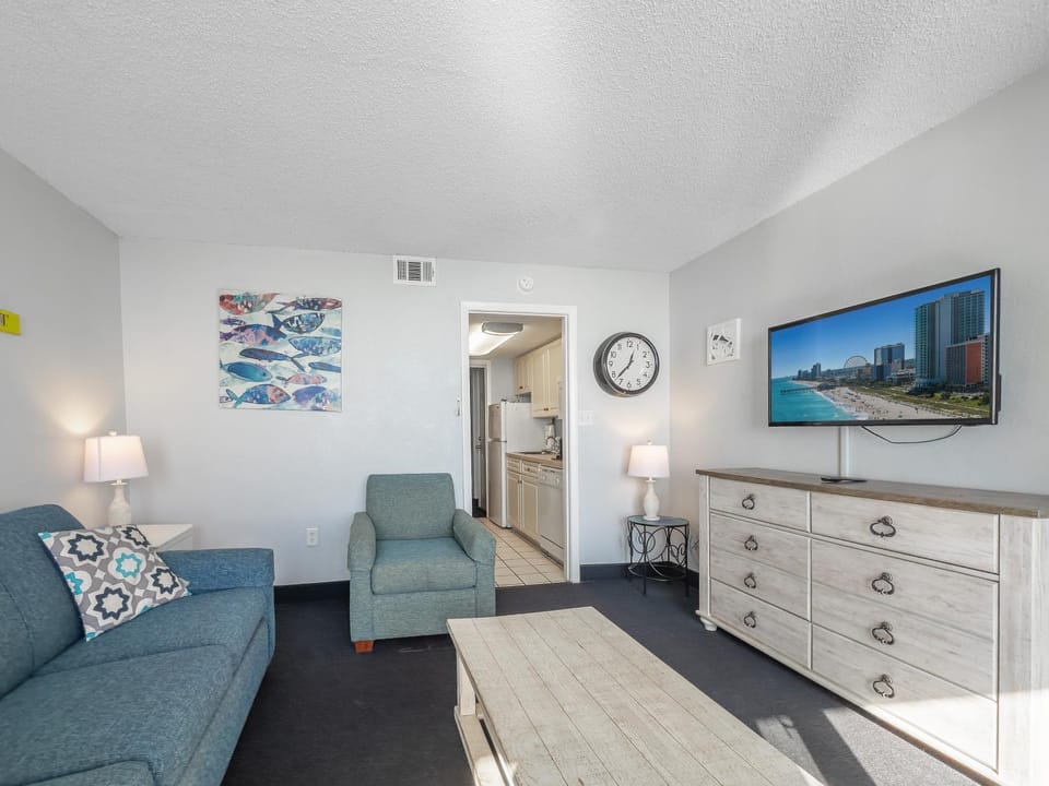 Oceanfront 1 bedroom - Sand Dunes 1129 - Sleeps 6! House in Myrtle Beach