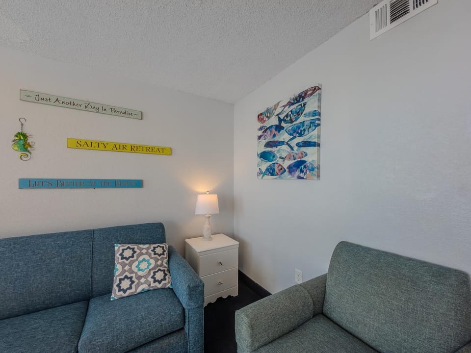 Oceanfront 1 bedroom - Sand Dunes 1129 - Sleeps 6! House in Myrtle Beach