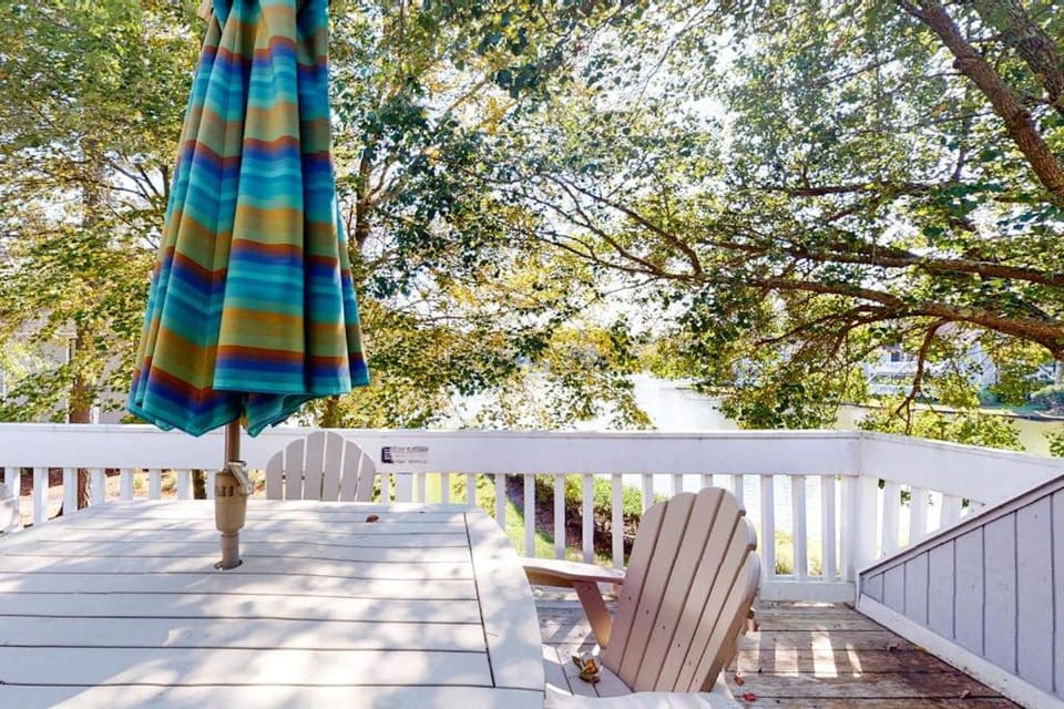 Sea Colony West Lake House in Sussex County