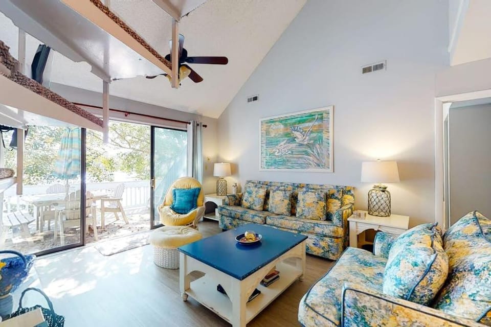 Sea Colony West Lake House in Sussex County