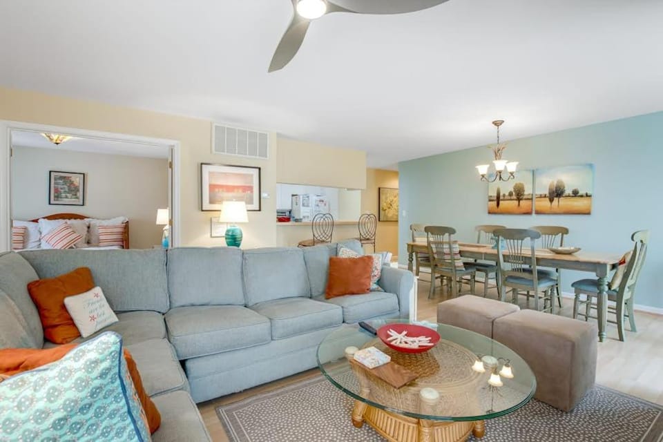 Sea Colony - 56114 Cypress Lake Cir House in Bethany Beach