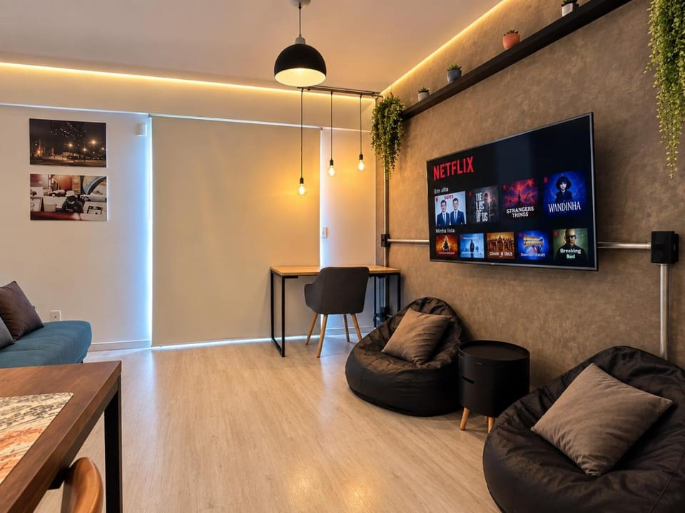 TV and multimedia, Seating area