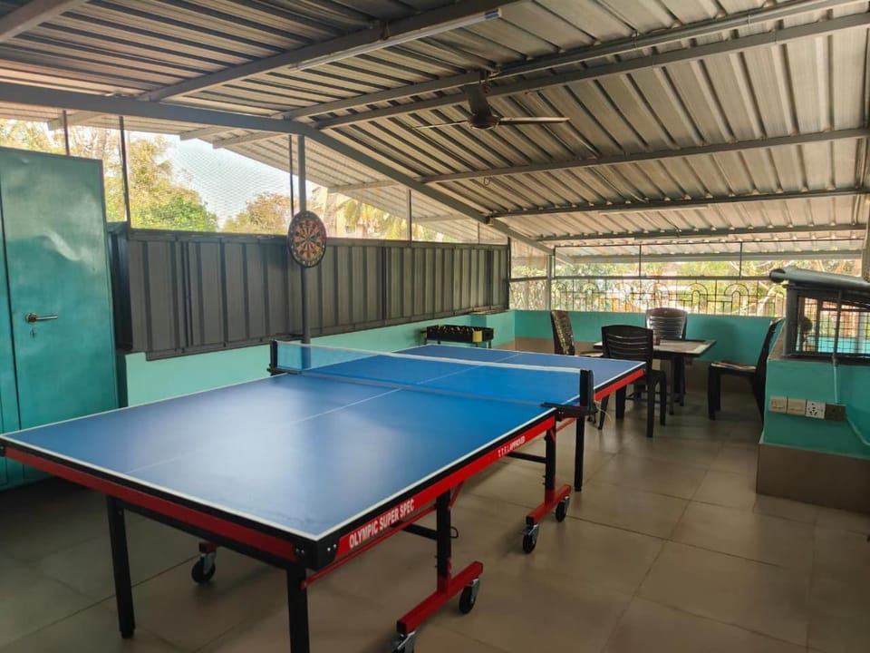 Game Room, Table tennis