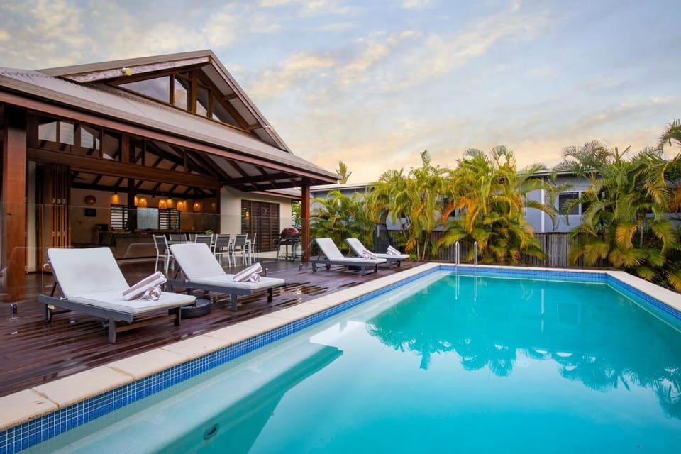 Indah Port Douglas Villa in Port Douglas