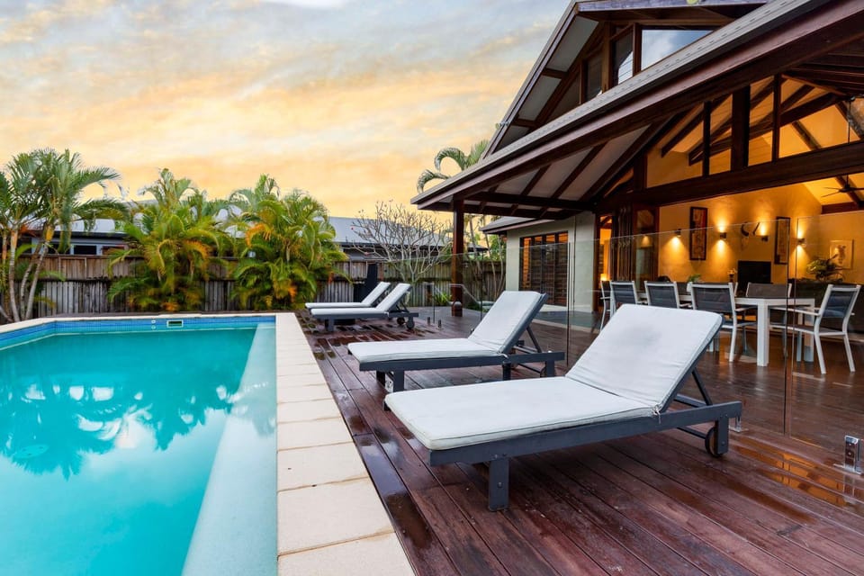 Indah Port Douglas Villa in Port Douglas