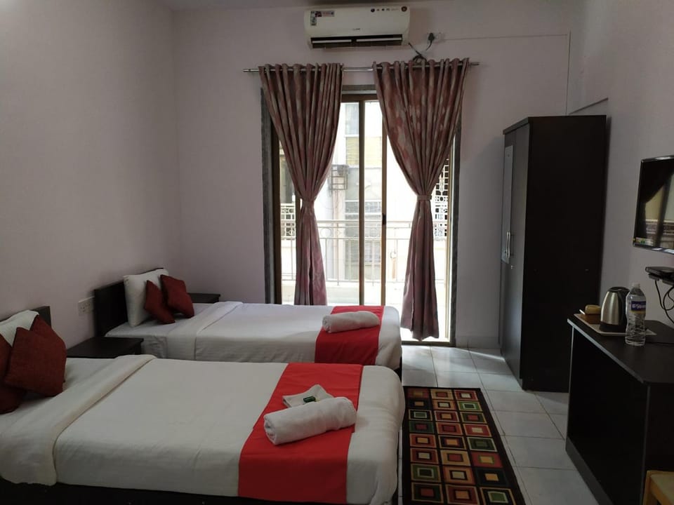 Bed, Photo of the whole room