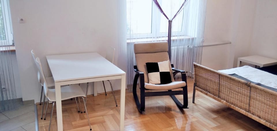apartament Hallera Square Warsaw 27m2 Apartment in Warsaw