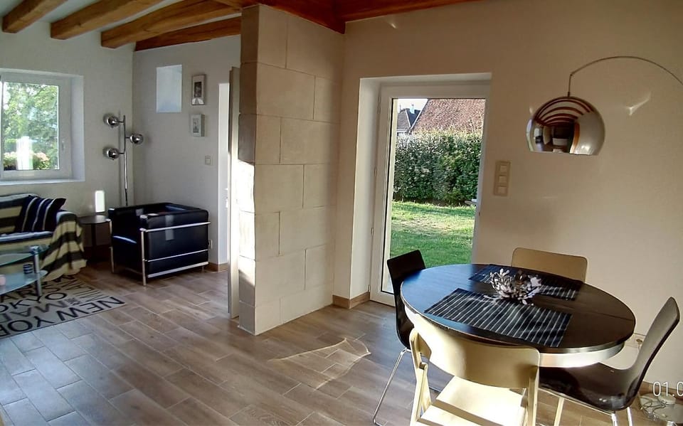 Les Trois Provinces Bed and Breakfast in Centre-Val de Loire