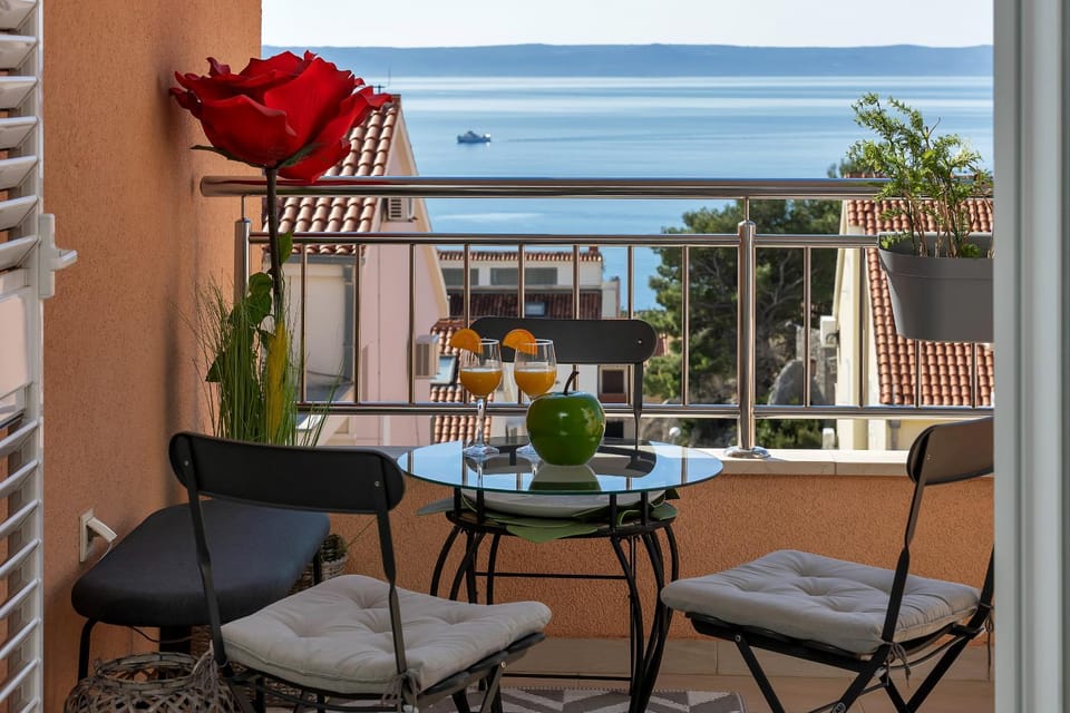 View (from property/room), Balcony/Terrace