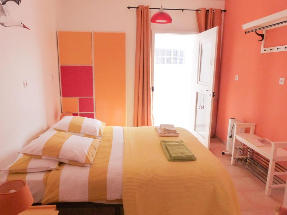 Casa do Lado Bed and Breakfast in Faro District