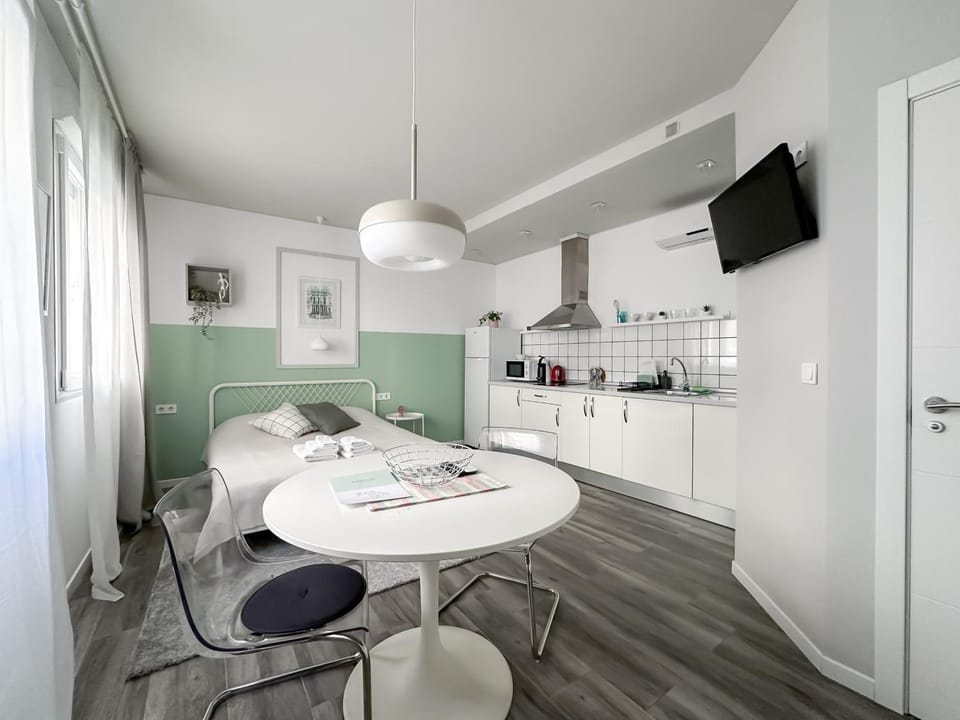 Budget Inn Apartment in Valencia