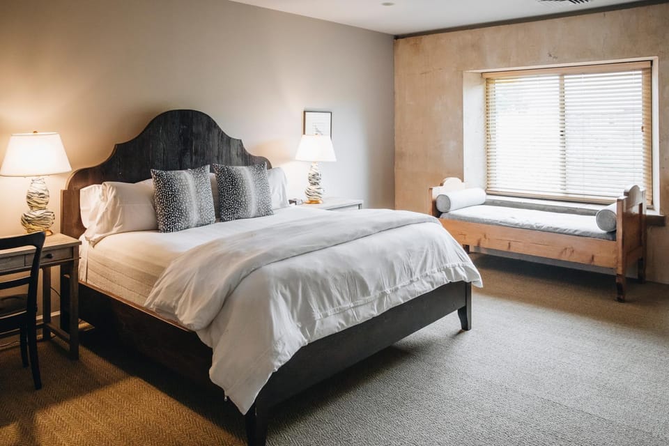Seating area, Bedroom