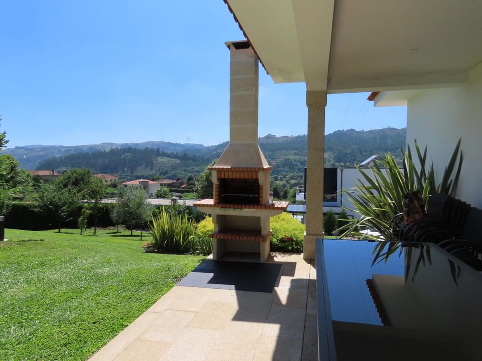 Basto Village House - Eco Smart Luxury Villa Villa in Vila Real District