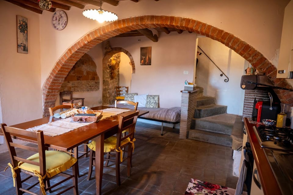 Appartamento rustico con vista Apartment in Emilia-Romagna