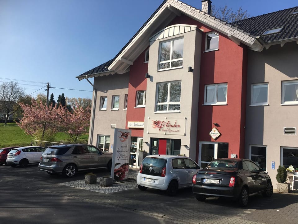 Hotel & Restaurant 4 Winden Bed and Breakfast in Bad Honnef