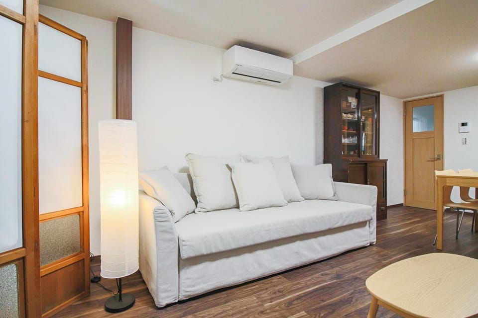 Living room, air conditioner