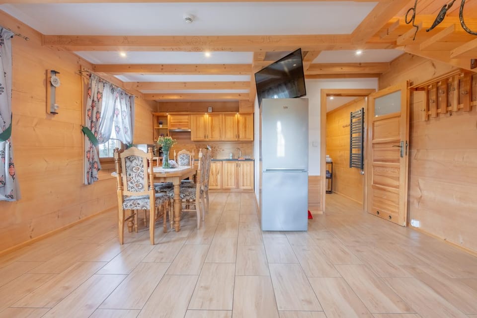 Bathroom, TV and multimedia, Living room, dishwasher, locker, minibar, stove, kitchen