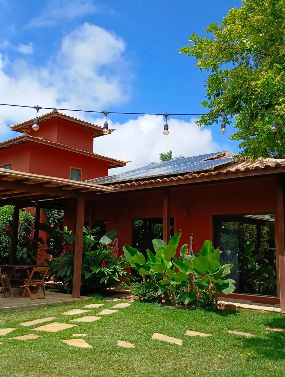 Property building, Day, Garden, Garden view