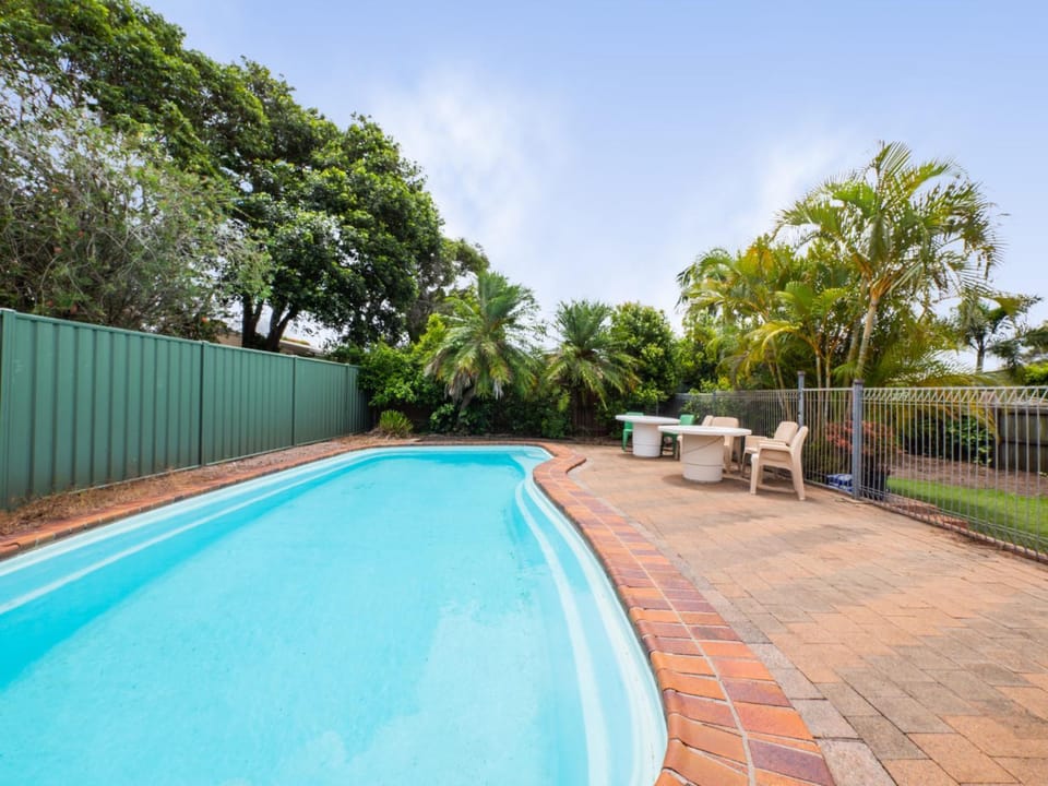 Croydon Ave 50 Currimundi House in Currimundi