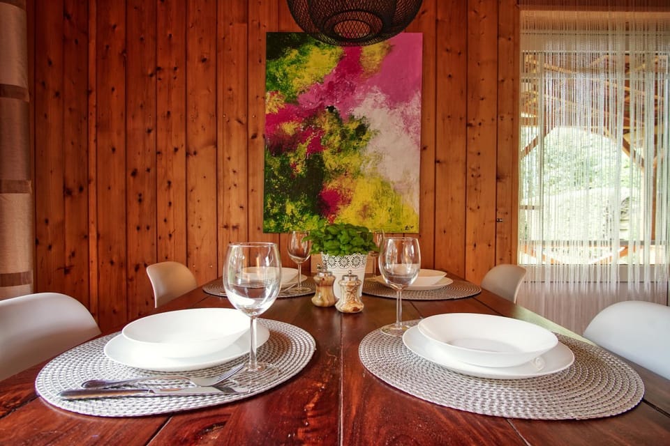 Dining area, Food, Lunch, Dinner