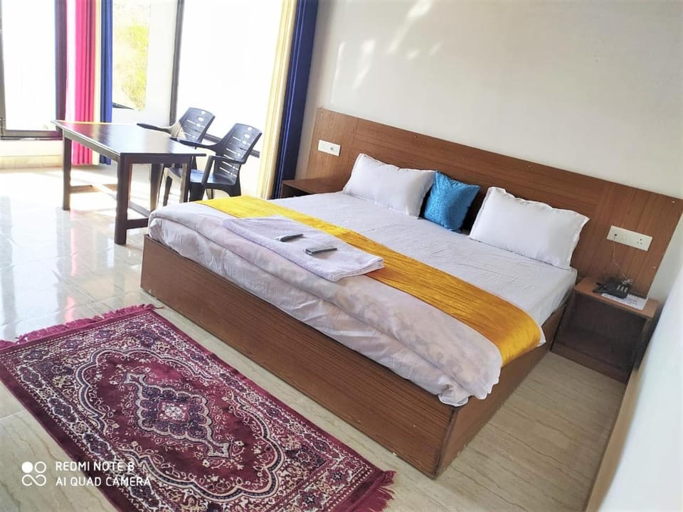 Bed, Photo of the whole room