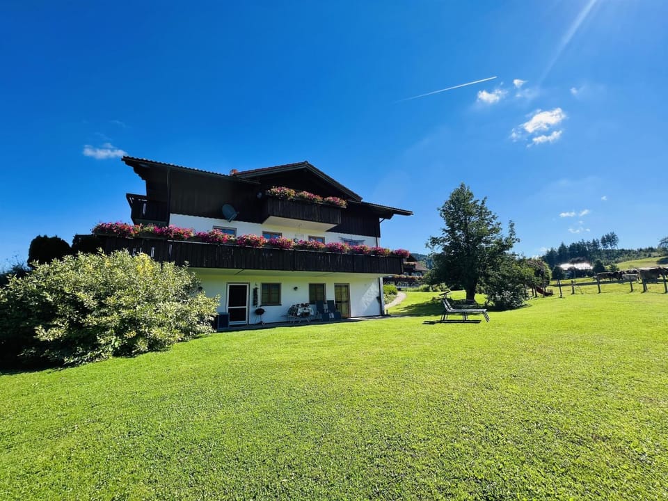 Property building, Natural landscape, Garden view
