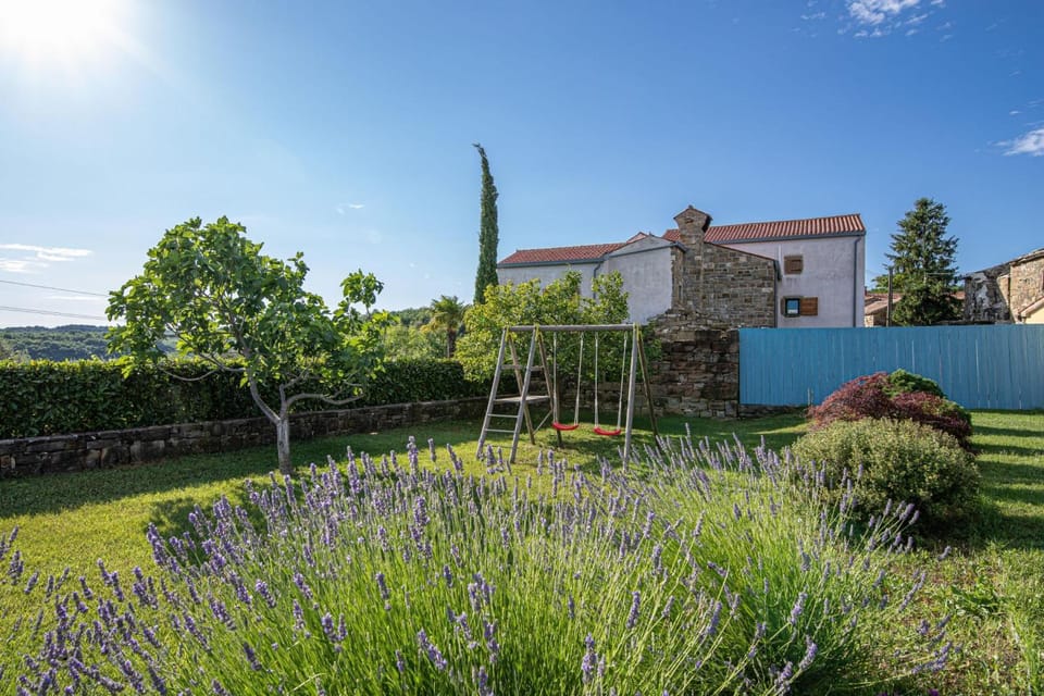 Garden, Garden view