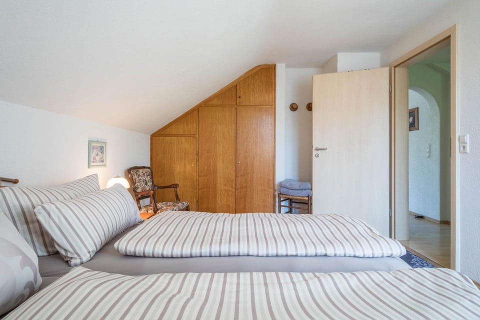 Property building, Living room, Bedroom