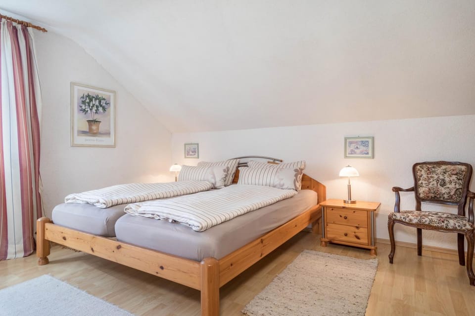 Property building, Living room, Bedroom