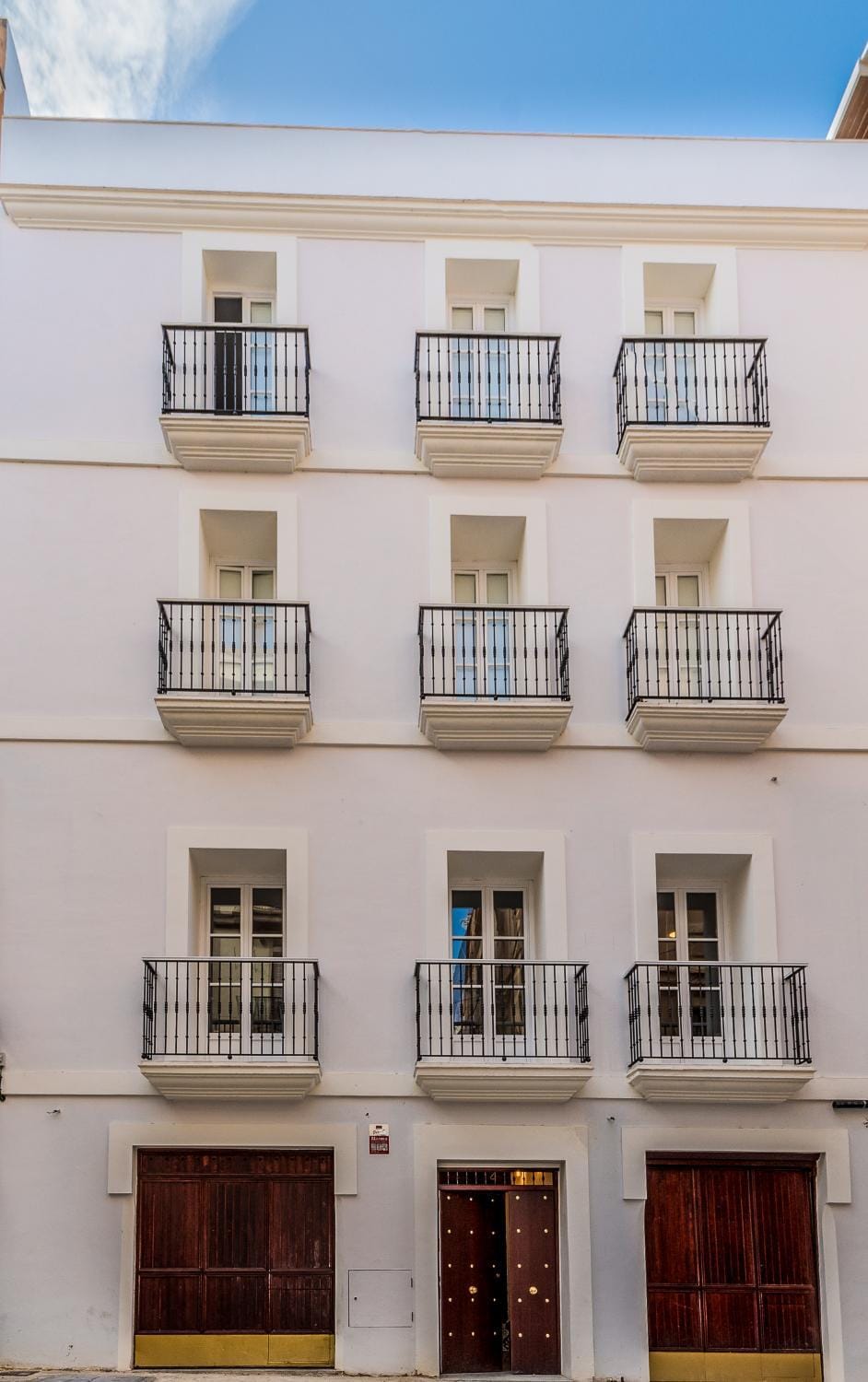 Facade/entrance, Decorative detail