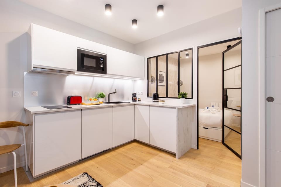 Kitchen or kitchenette