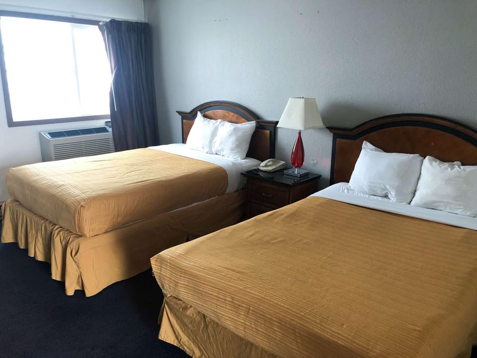 Photo of the whole room, On site