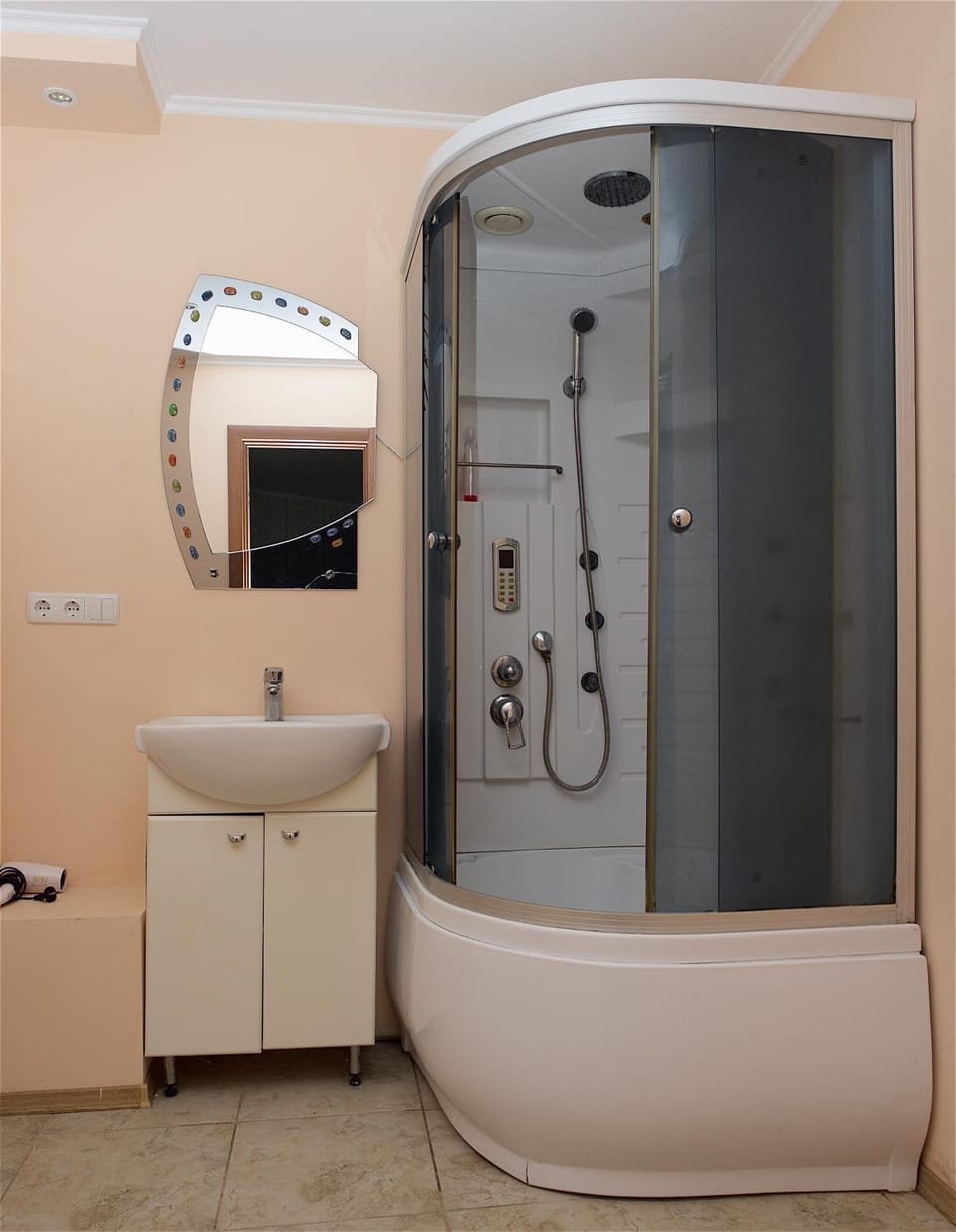 Двохкімнатні апартаменти в новому ЖК біля Дніпра! Apartment in Ukraine