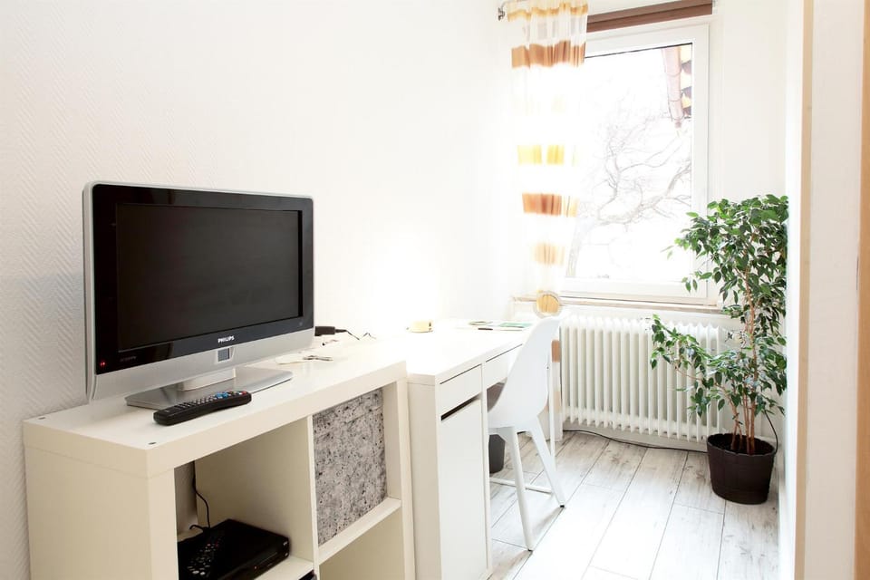 TV and multimedia, Bedroom