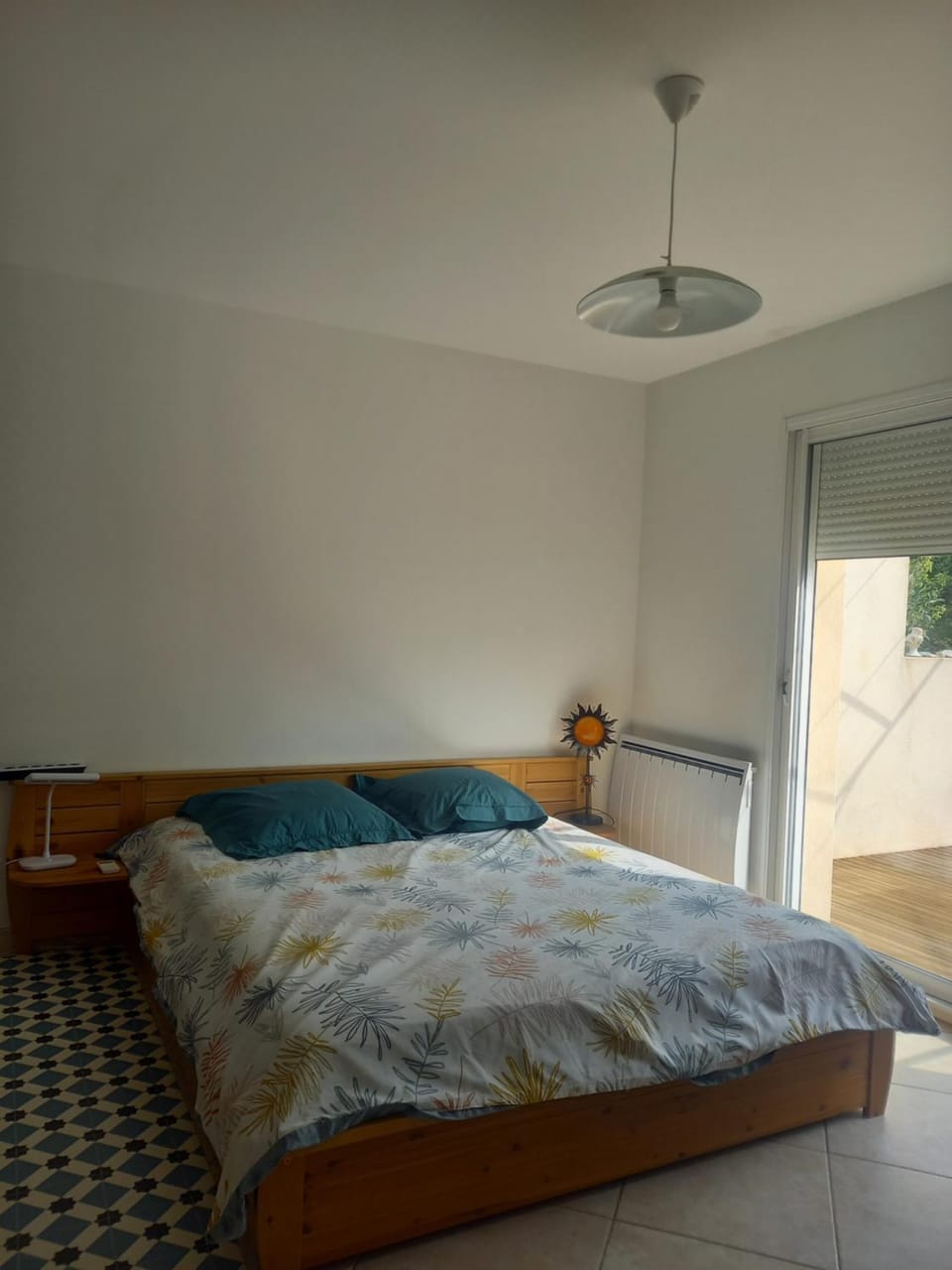 Bed, Photo of the whole room
