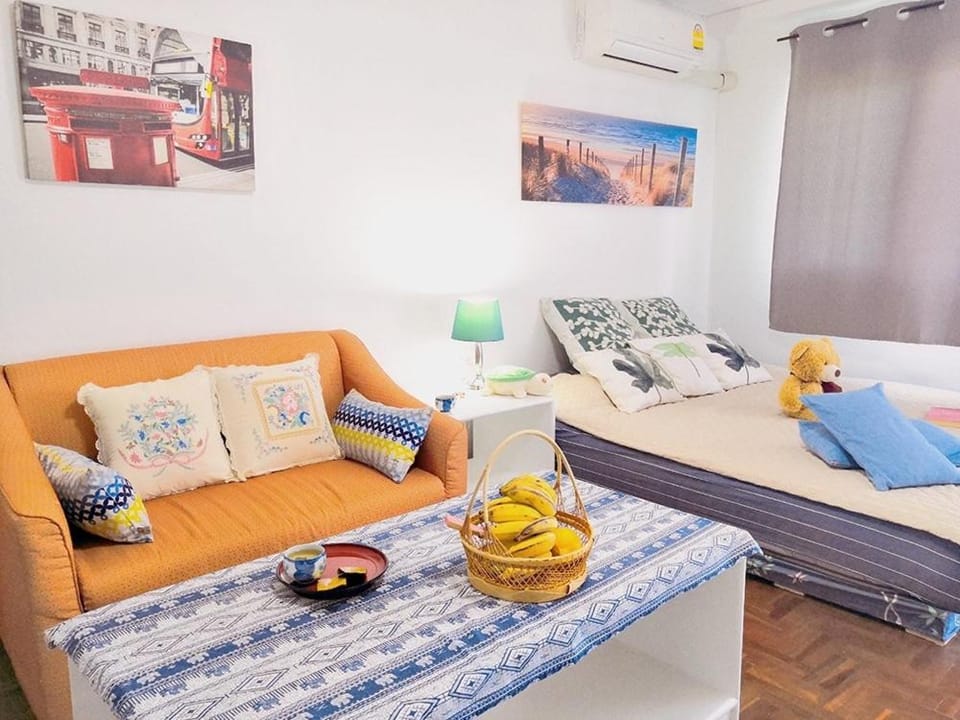 Near old city,Nimman,night Bazaar swimming pool apartment Apartment in Chiang Mai