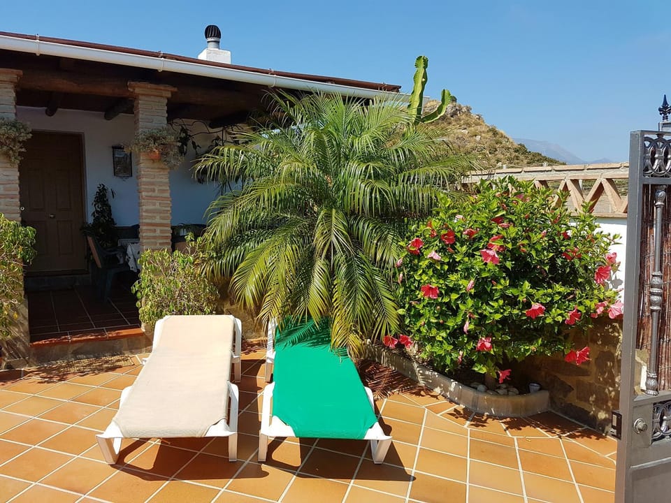 Cortijo Porroncico House in Axarquía