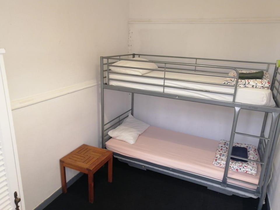 Bed, Bedroom, bunk bed