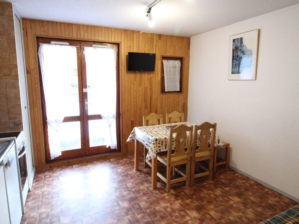 Appartement pour 4 personnes à Val Cenis Lanslevillard, proche remontées mécaniques et commerces - FR-1-508-231 Apartment in Auvergne-Rhône-Alpes
