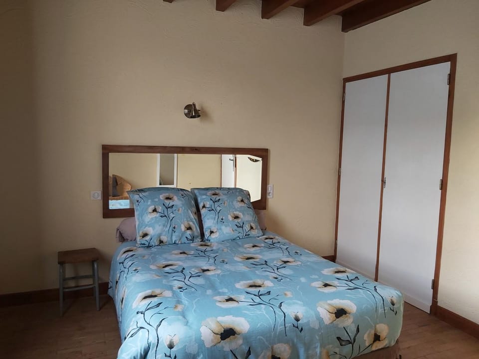 Ô miroir... sans détour dis-moi tout de ce séjour Vacation rental in Nouvelle-Aquitaine