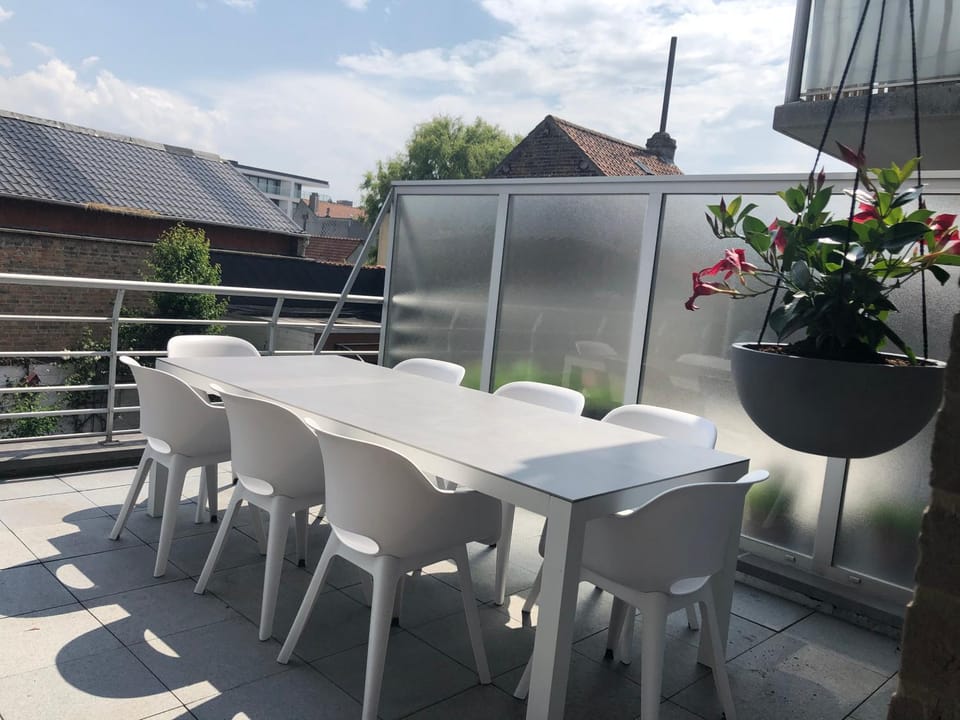 Sea It Apartment - big terraces - garage - 400m from the sea Oostende-Mariakerke Bad Apartment in Ostend