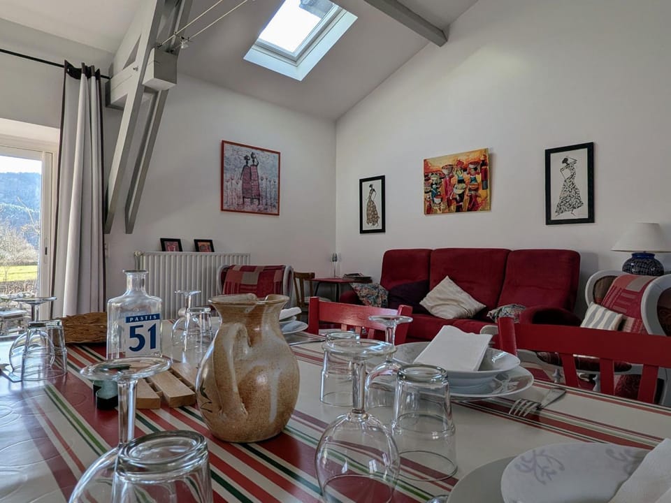 Gîte familial au cœur des gorges de la Loire avec équipements bébé et loisirs extérieurs - FR-1-582-238 House in Auvergne-Rhône-Alpes