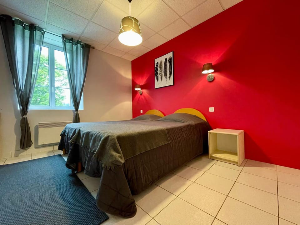 Maison de plain-pied rénovée en 2018 avec jardin privatif, calme, nature et activités à Saint-Julien - FR-1-582-265 House in Auvergne-Rhône-Alpes