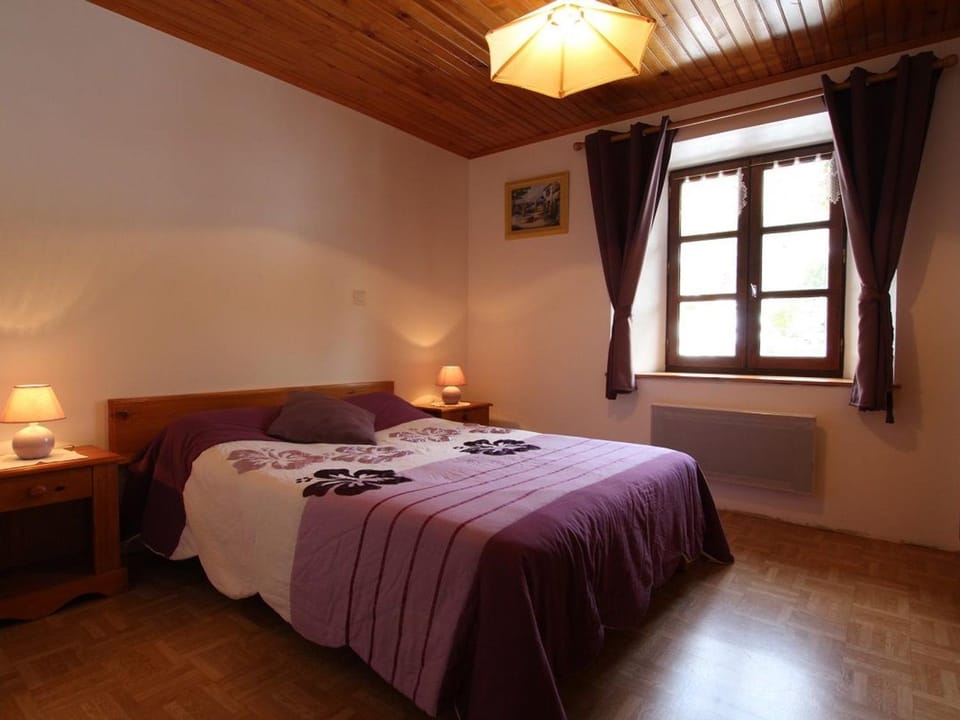 Maison en pierres avec terrain près du Massif du Mézenc, idéale pour un séjour nature en famille - FR-1-582-267 House in Auvergne-Rhône-Alpes