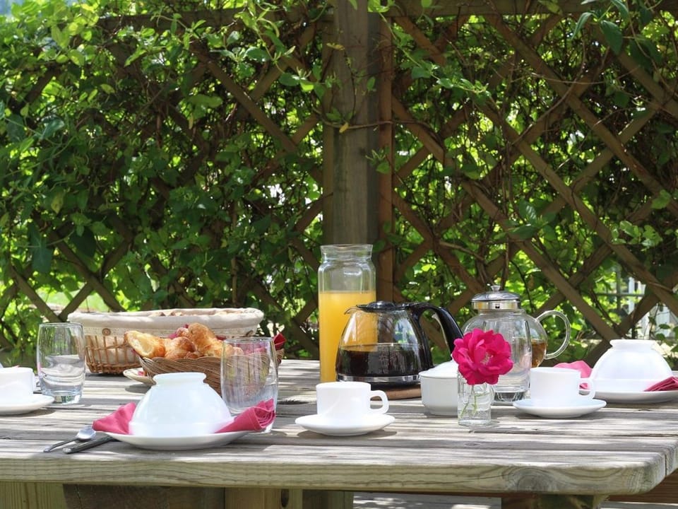 Gîte familial restauré avec jardin clos, équipements bébé, animaux acceptés, proche St-Julien-Chapteuil - FR-1-582-296 House in Auvergne-Rhône-Alpes