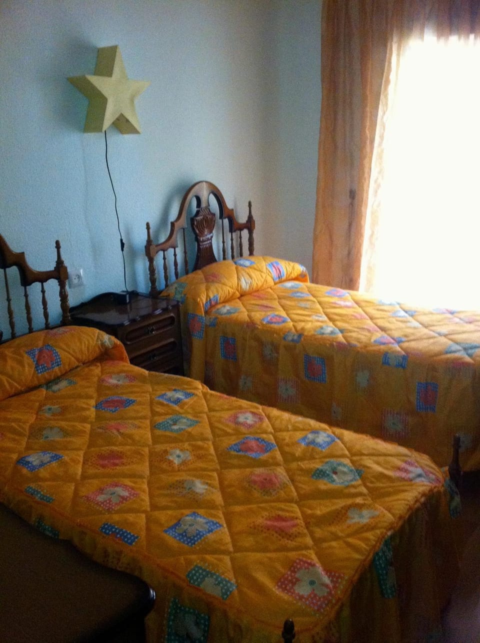 Bed, Photo of the whole room