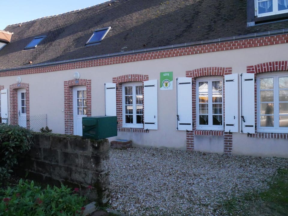 Charmant gîte solognot avec cour privative, proche commerces et nature - FR-1-590-16 House in Centre-Val de Loire