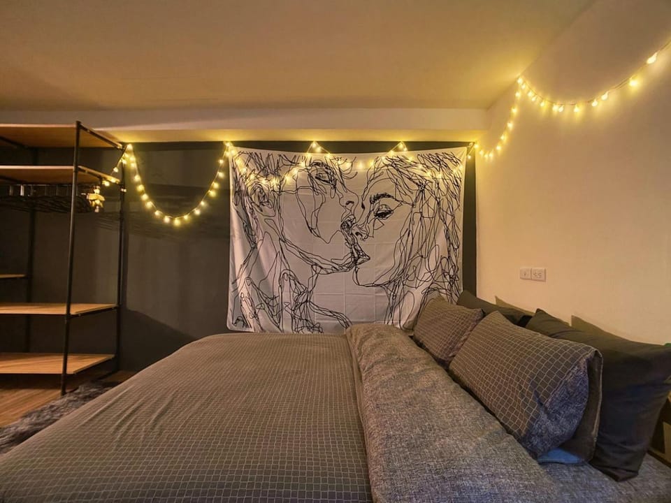 Bed, Bedroom