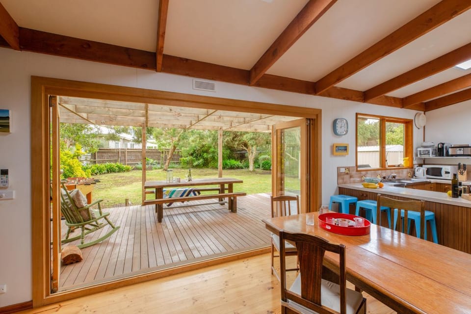 Garden, Kitchen or kitchenette, Garden view