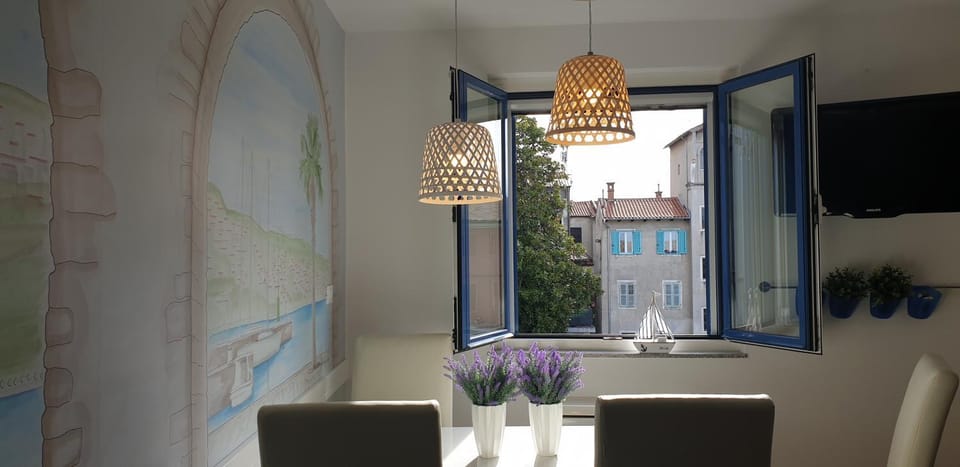 Koper Center Apartment NEAR-BEACH-FREE-GARAGE-PARKING Apartment in Slovenia